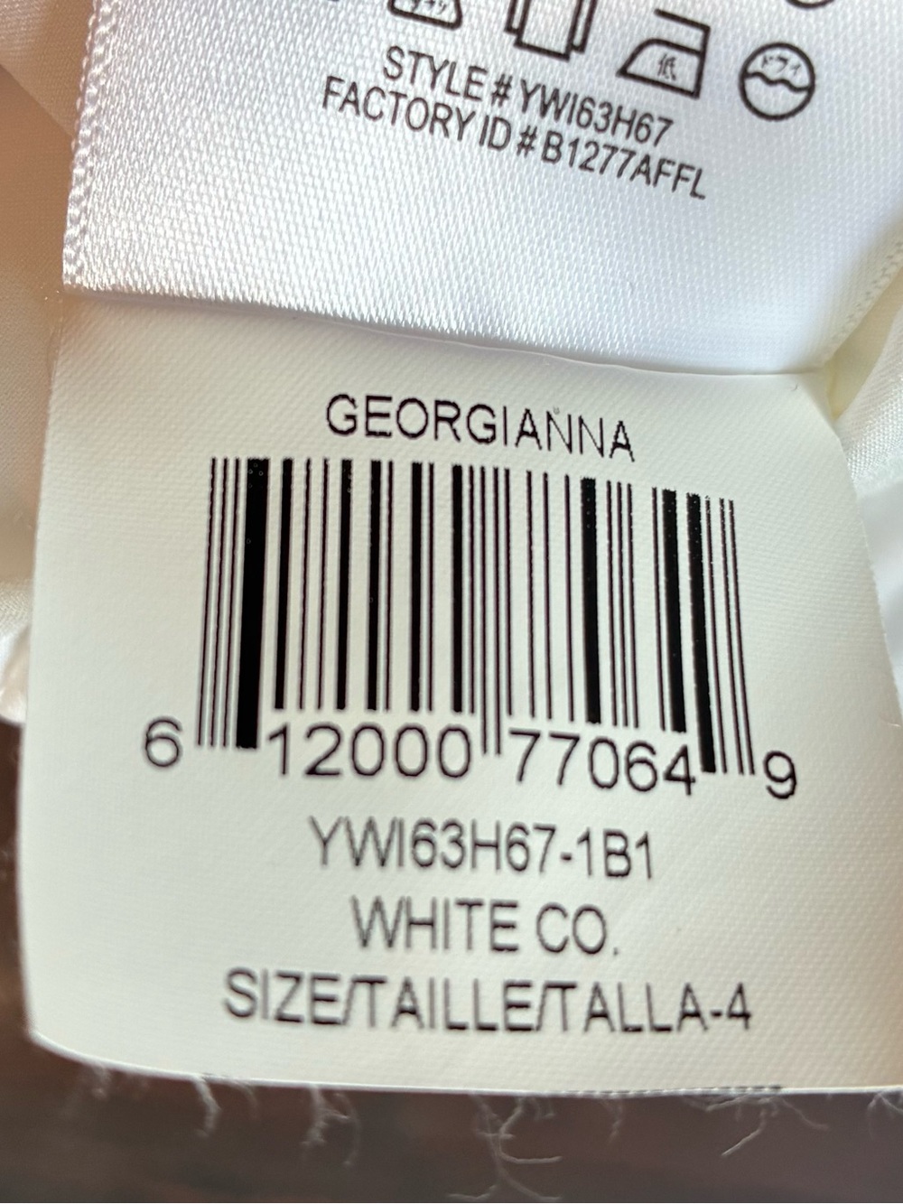 NWT BCBGMaxAzria Georgianna Lace Bicolour Halter Maxi Gown 4 - Picture 13 of 16